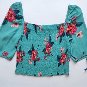 NWT Express Floral Smocked Crop Top Puff Sleeve  Boho Coquette Festival Small